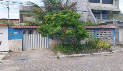 CASA EM PEIXINHOS