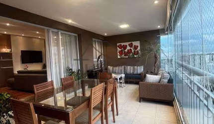 Apartamento à venda no Belenzinho, de 146m2, todo mobiliado (porteira fechada), com 3 dormitórios e