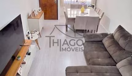 Casa em condominio fechado, com 3 dormitórios, 2 suítes e 2 vagas de garagem, condominio com área d
