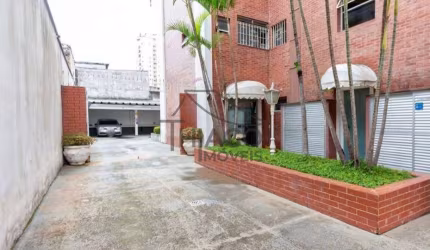 Apartamento para locação no Alto da Mooca, com 1 dormitório e 1 vaga de garagem, com fácil acesso a