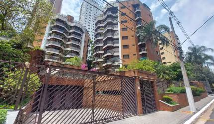 Excelente apartamento à venda no Morumbi, de 129m², com 3 dormitórios sendo 1 suíte, fácil acesso a