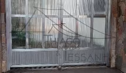 Casa térrea a venda