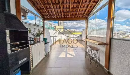 Cobertura à venda com 130m² e 2 dormitórios, churrasqueira e área gourmet, localizado no bairro Cam