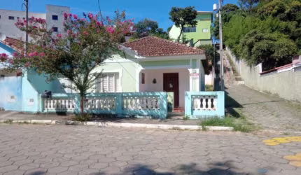 Casa próxino a Canção Nova