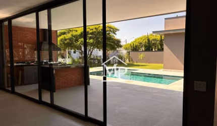 Casa com 4 dormitórios à venda, 322 m² por R$ 2.400.000,00 - Condomínio Santa Mônica - Itu/SP