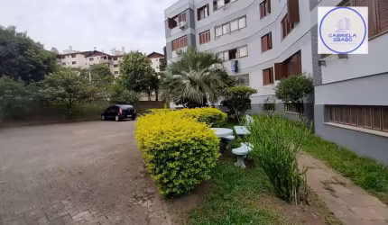 Apartamento com ótimo padrão de construção e peças grandes