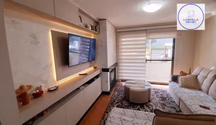 Amplo apartamento localizado no Bairro Cristo Redentor - Caxias do Sul.