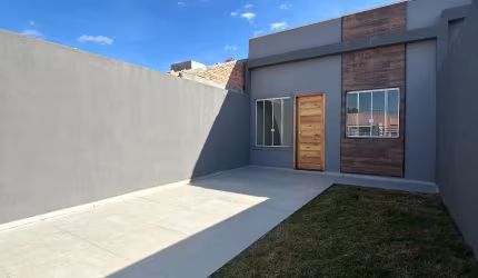 Casa nova perto do lago de Olarias