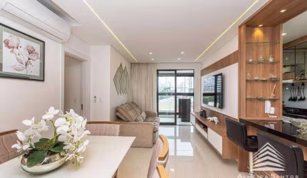 Apartamento a venda no Portão, 3 dormitórios, 1 suíte com closet, 2 vagas de garagem livre pronto para morar.