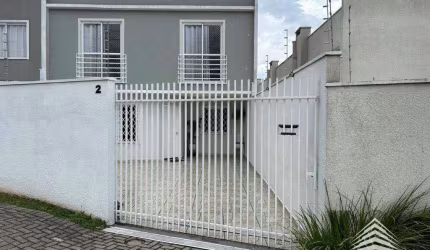 Sobrado com 3 dormitórios à venda, 109 m² por R$ 750.000,00 - Uberaba - Curitiba/PR