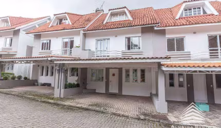 Sobrado com 3 dormitórios à venda, 120 m² por R$ 680.000,00 - Santo Inácio - Curitiba/PR