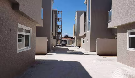Sobrado a venda Bairro Alto, 3 dormitórios, 1 vaga de garagem