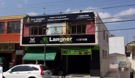 Sobrado para Locação em Curitiba, Pinheirinho, 4 dormitórios, 2 banheiros, 1 vaga