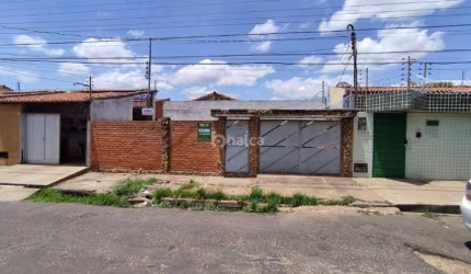 Casa Residencial à venda, no bairro Centro, Teresina/PI