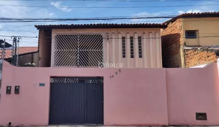 Casa Residencial à venda, no bairro Pio XII, Teresina/PI