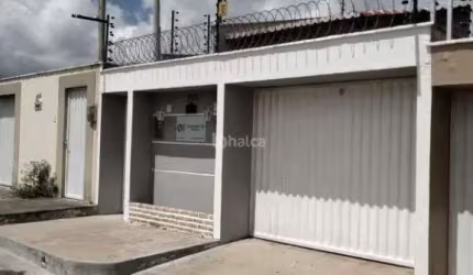 Casa Residencial à venda, no bairro Flor de Lis, PEDRO II/PI