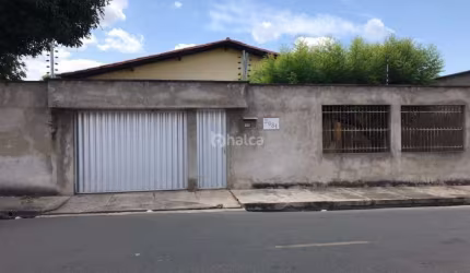 Casa Residencial à venda, no bairro Parque Ideal, Teresina/PI