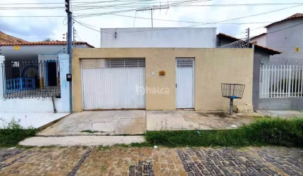 Casa Residencial à venda, no bairro Centro, Timon/MA