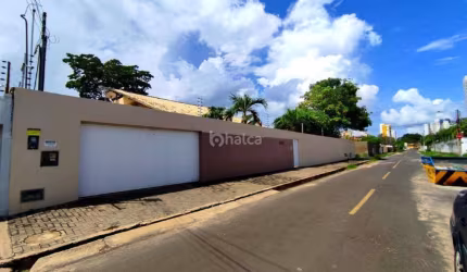 Casa Residencial à venda, no bairro Joquei, Teresina/PI