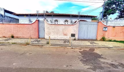 Casa Residencial à venda, no bairro Nossa Senhora das Graças, Teresina/PI