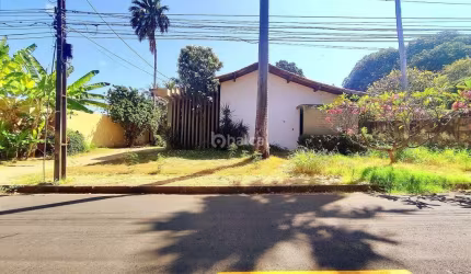 Casa Residencial/Comercial à Venda no Bairro São Cristovão