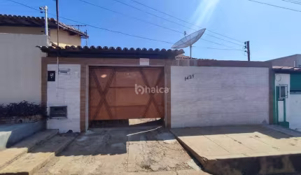 Casa Residencial à venda, no bairro Monte Castelo, Teresina/PI