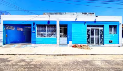 Casa Residencial à venda, no bairro Porenquanto, Teresina/PI