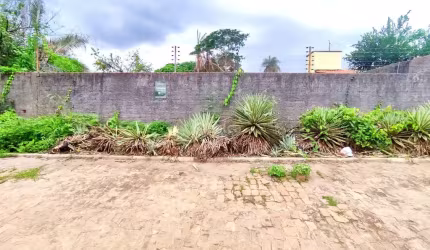 Lote/Terreno à venda, no bairro Satelite, Teresina/PI