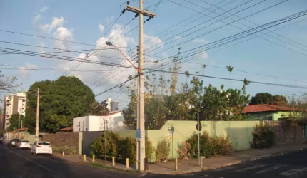 Casa Comercial à venda, no bairro Ilhotas, Teresina/PI