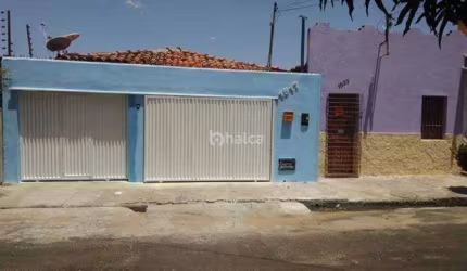 Casa Residencial à venda, no bairro Vermelha, Teresina/PI