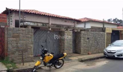 Casa Residencial à venda, no bairro Vermelha, Teresina/PI