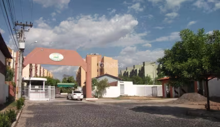 Apartamento à venda, Condomínio Colinas do Poti no bairro Primavera, Teresina/PI