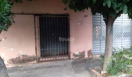 Casa Residencial à venda, no bairro Centro, Teresina/PI