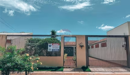 Casa Térrea no bairro Jardim Imá próximo ao aeroporto com 2 quartos e uma edícula 480m2 de terreno e 184m2 de área construída