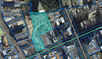 Terreno à venda na Rua Maranhão, 2258, Portão, Curitiba por R$ 33.000.000