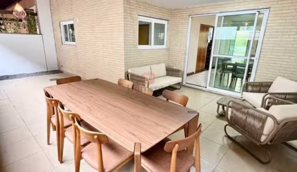 Casa em Condomínio Fechado a Venda em Jardim Camburi, Vitória