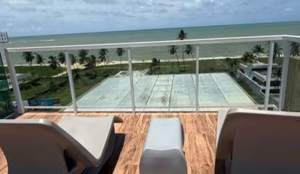 Magnífica Cobertura Frente Mar no Bessa – Porteira Fechada e Pronta para Morar!