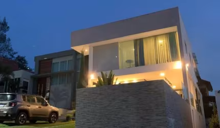 Casa de luxo à venda em Gravatá – Condomínio fechado | 5 suítes | Área Gourmet c