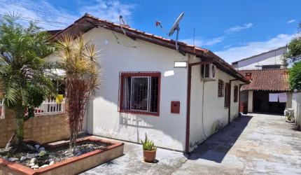 Casa em Alvenaria - Passa Vinte - Palhoça