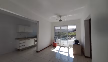 Apartamento com suíte no bairro Ipiranga