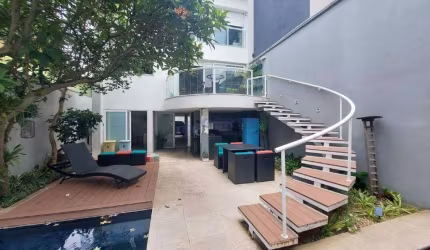 SOBRADO ALTO PADRÃO SEMI MOBILIADO PARA LOCAÇÃO, 380,00M²! OLÍMPICO, SÃO CAETANO DO SUL
