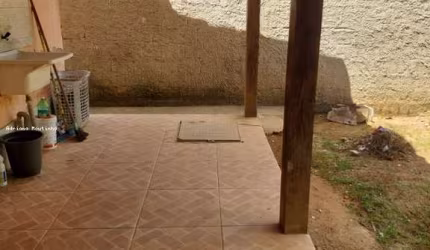 Casa para Venda em Saquarema, Leigos, 2 dormitórios, 1 banheiro, 2 vagas