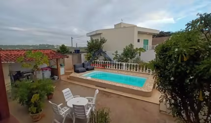 Casa para Venda em Saquarema, Leigos, 2 dormitórios, 1 suíte, 2 banheiros, 2 vagas