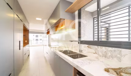 Apartamento com 126.0 m², à venda no bairro Ecoville.