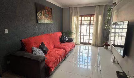 Sobrado com 3 dormitórios à venda, 460 m² por R$ 880.000,00 - Vila Iasi - Taboão da Serra/SP