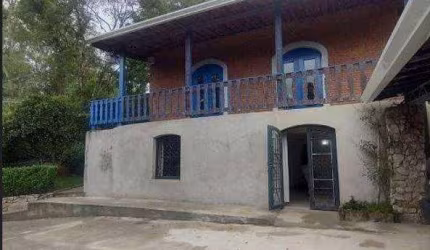 Casa com 2 dormitórios à venda, 216 m² por R$ 600.000,00 - Chácaras Embu Colonial - Embu das Artes/SP