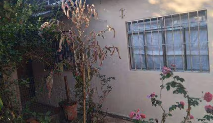 Casa com 3 dormitórios à venda, 330 m² por R$ 650.000,00 - Arraial Paulista - Taboão da Serra/SP
