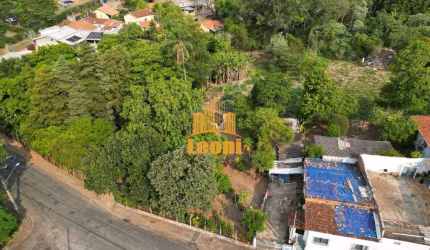 Área urbana com 1835 m2 + casa antiga pronta para construir sua chácara