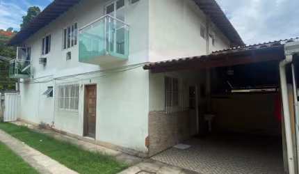 Duplex a venda, Em Santa Cruz da Serra