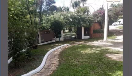 Chácara - Bairro Chácara das Videiras 3 dormitórios 6 vagas